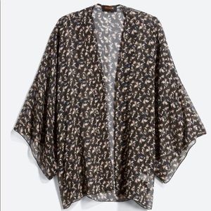 RENEE C Black Floral Naldo Kimono